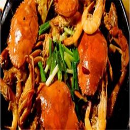 饞胖肉蟹煲 從爆款產(chǎn)品到連鎖加盟，解讀其餐飲管理之道